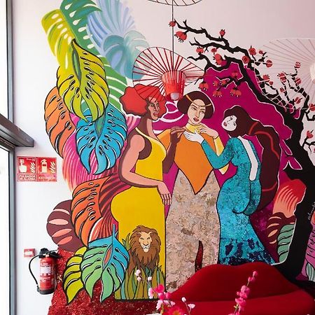 Hostelle - Women Only Hostel Barcelona Exteriör bild