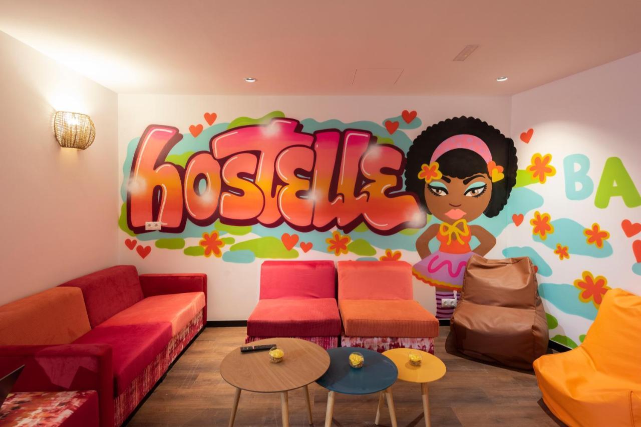 Hostelle - Women Only Hostel Barcelona Exteriör bild