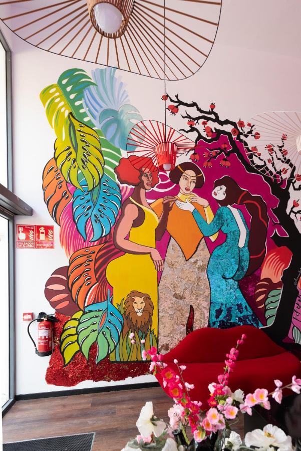 Hostelle - Women Only Hostel Barcelona Exteriör bild